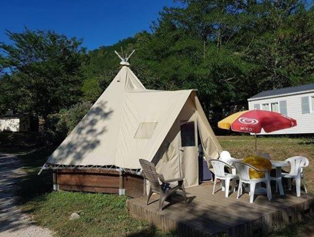 Tipi Standard 18m² – 2ch – Sans sanitaire
